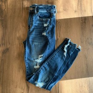 American Eagle High Waisted Ripped Jegging